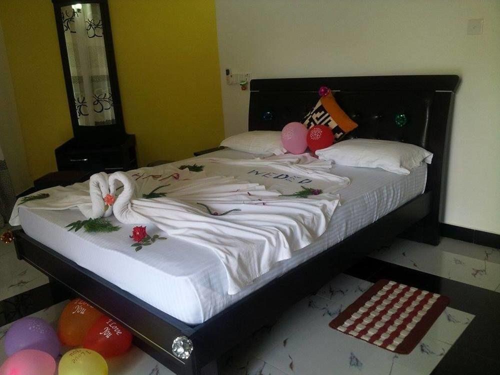 Hotel River Front Tissamaharama Bagian luar foto